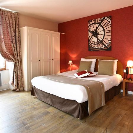 Logis Hotel-Restaurant Le Relais Hauterives Exteriör bild