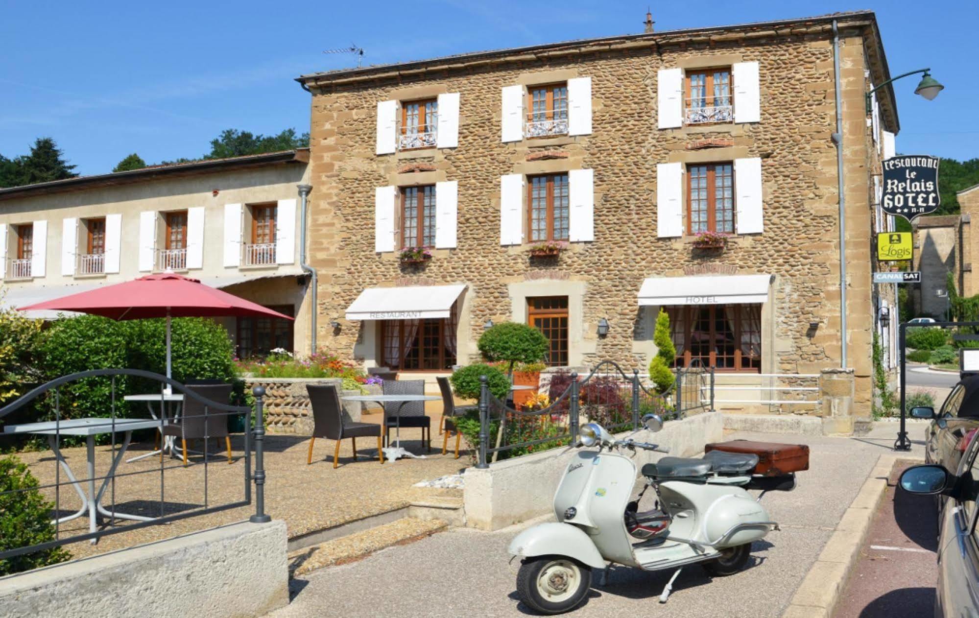 Logis Hotel-Restaurant Le Relais Hauterives Exteriör bild